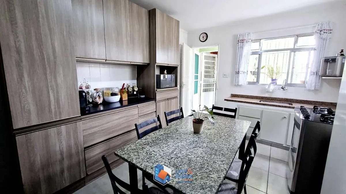 Imagem Sobrado para venda em Vila Mazzei com 3 quartos, 132m²