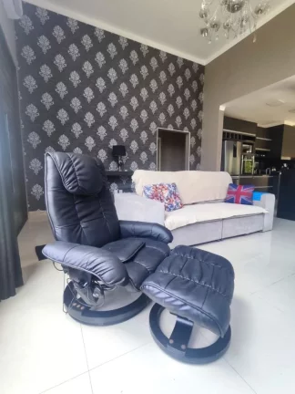 Imagem Casa em Condominio 4 Dormitórios - Bairro Dubai