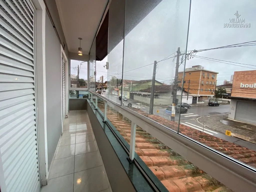 Imagem Vende-se esse Maravilhoso Sobrado com 3 Dormitórios - Bairro Boqueirão