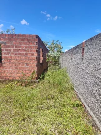 Imagem Casa Inacabada com 3 quartos, localizada em Nova Cruz, Igarassu - Pernambuco.