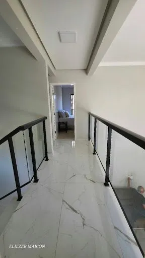 Imagem Casa a venda com piscina no bairro Jardim Florença em Poços de Caldas - MG