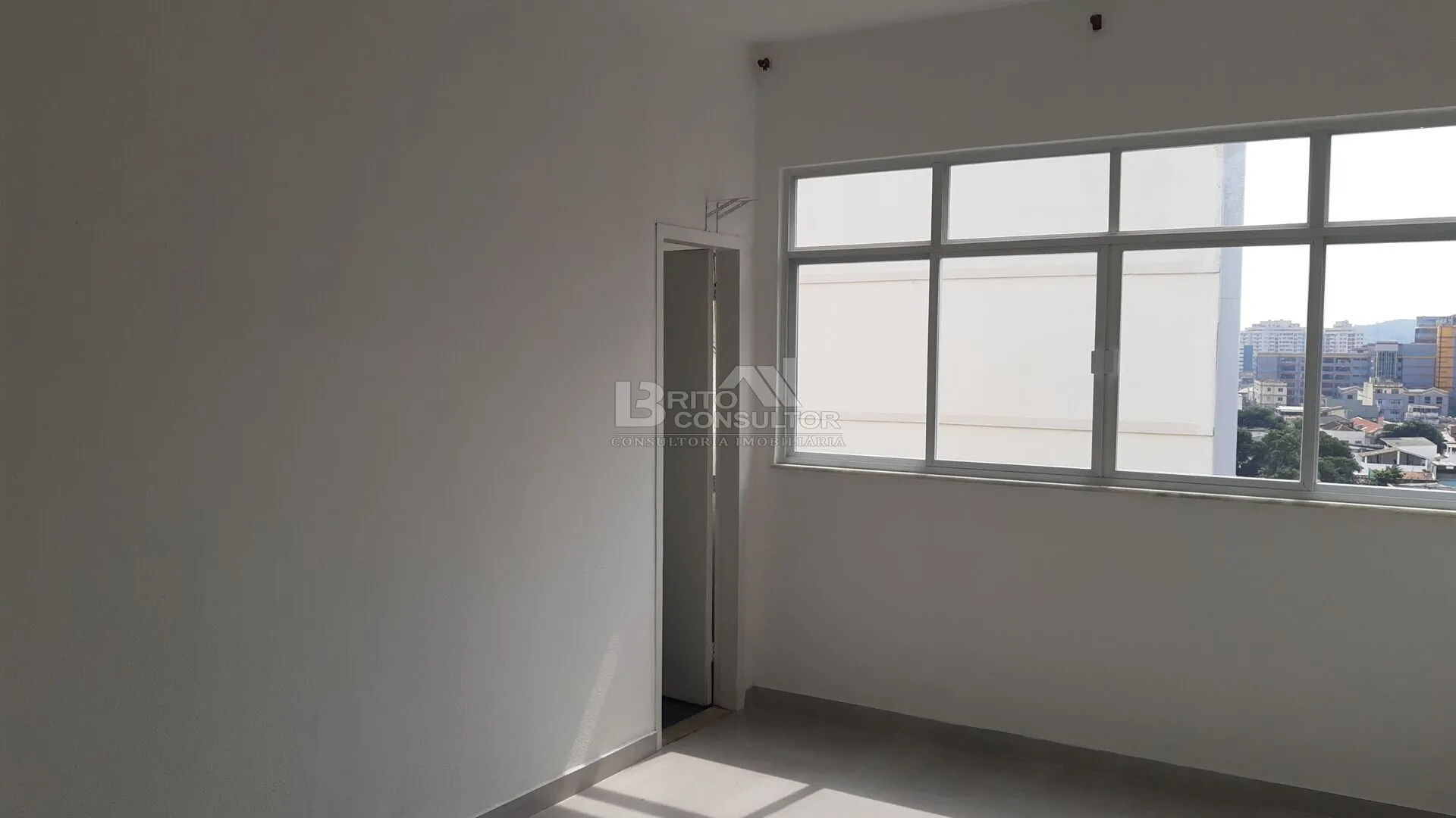 Imagem Sala Comercial com 20m² no Centro de Niterói/RJ