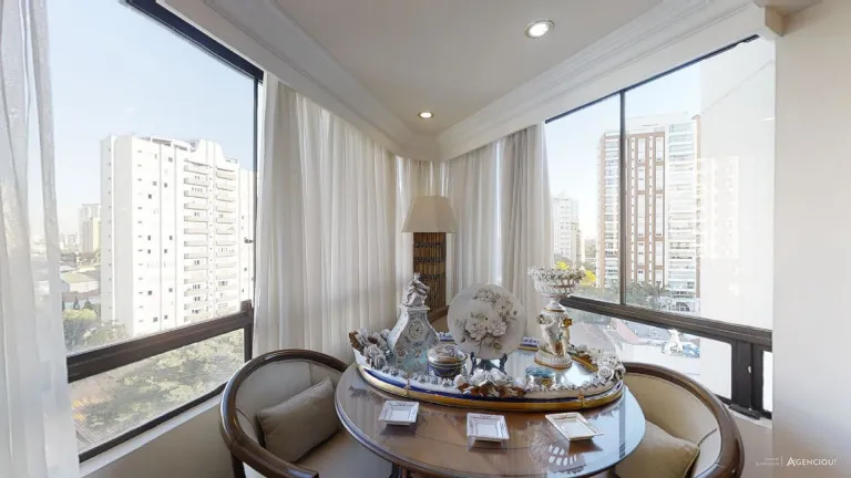 Imagem Apartamento com 4 Quartos à Venda, 274 m² em Campo Belo - São Paulo