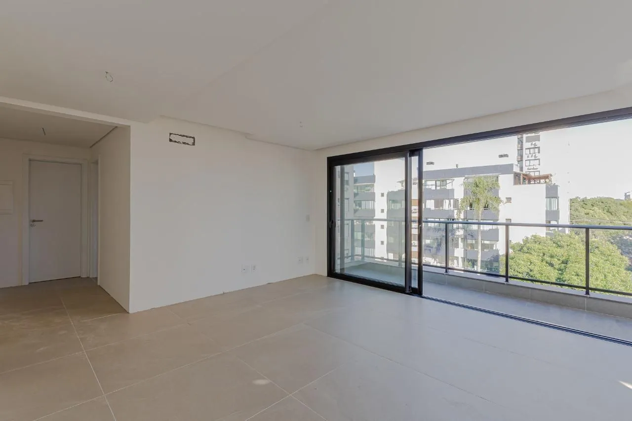Imagem APARTAMENTO, 2 DORMITÓRIOS, 2 SUÍTES, VARANDA, VAGA DE GARAGEM, BAIRRO MENINO DEUS, PORTO ALEGRE/RS