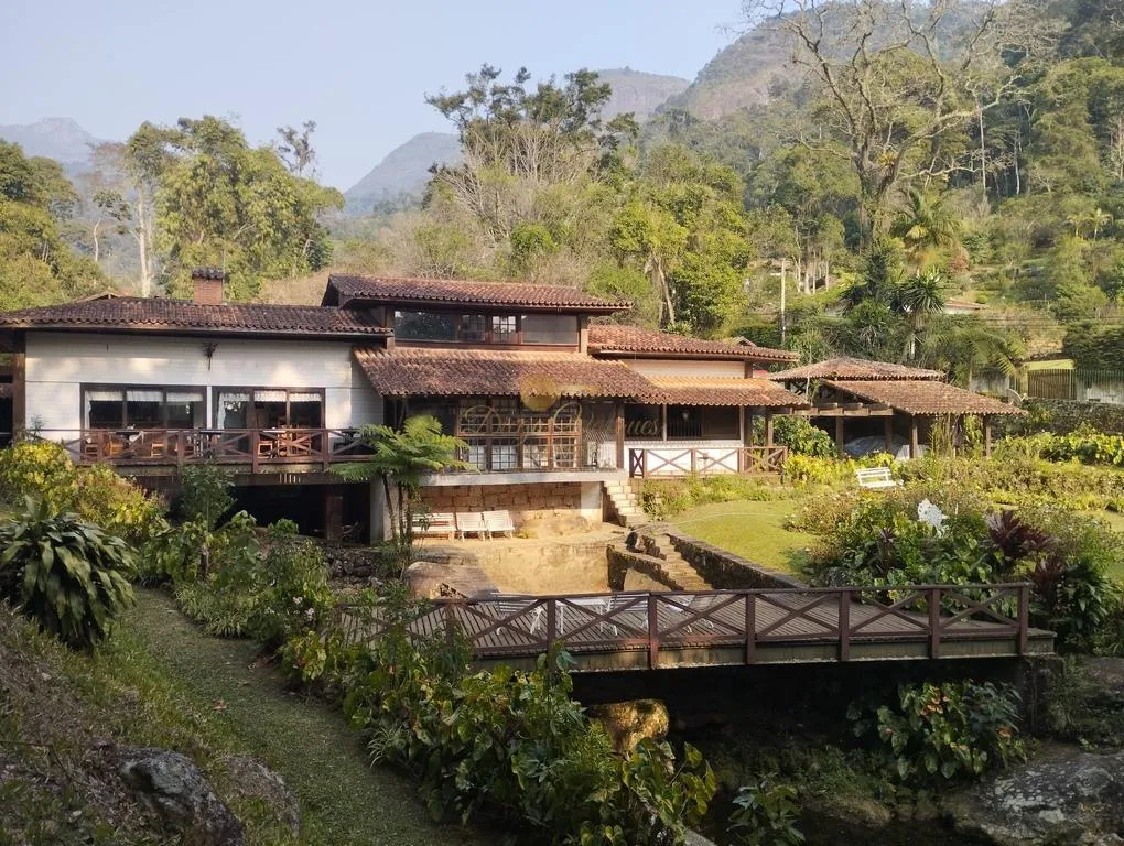 Imagem Casa para Venda em Teresópolis / RJ no bairro Parque do Ingá