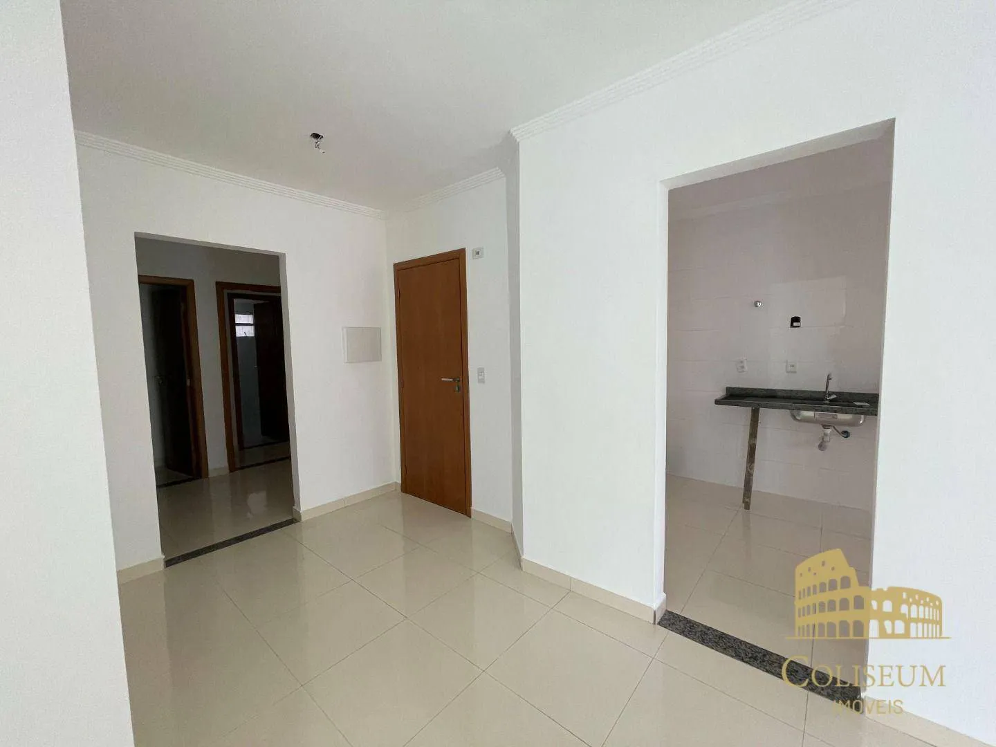 Imagem Apartamento com 3 dormitórios para alugar, 163 m² por R$ 5.000,00/ano - Tupi - Praia Grande/SP