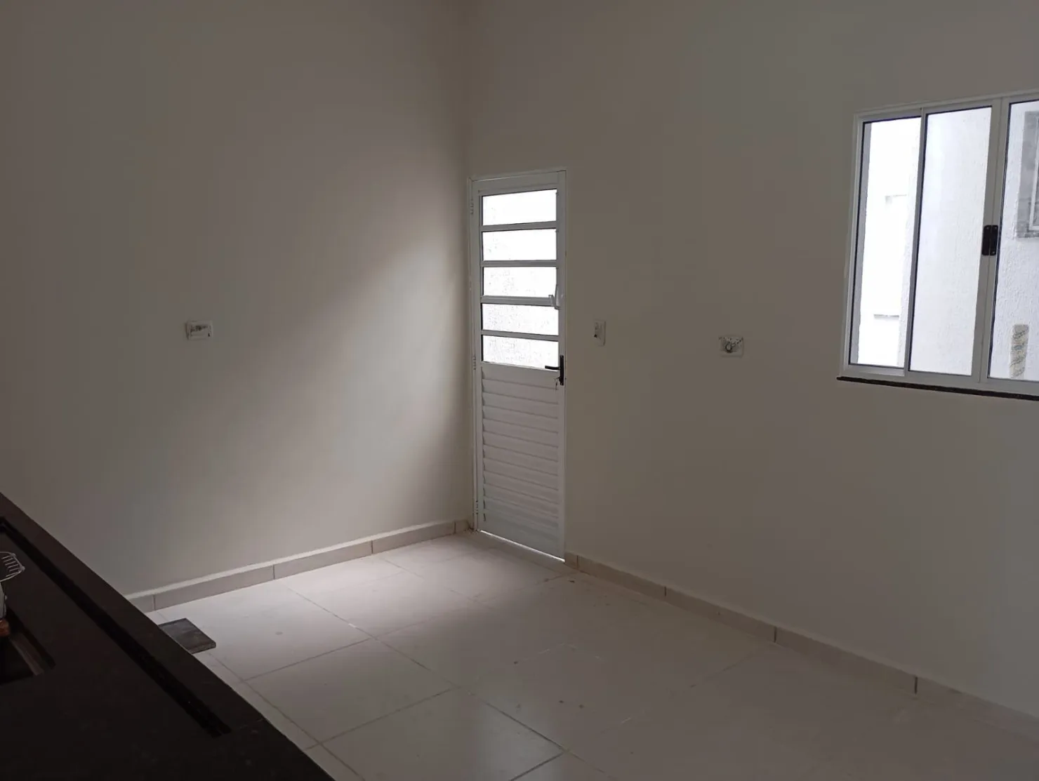 Imagem à venda, Conjunto Habitacional Terra dos Ipês II (Fase II), Pindamonhangaba, SP