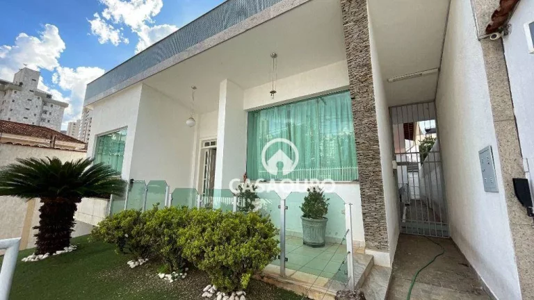 Imagem Casa com 7 quartos à venda, 400 m² por R$ 1.650.000 - São Lucas - Belo Horizonte/MG