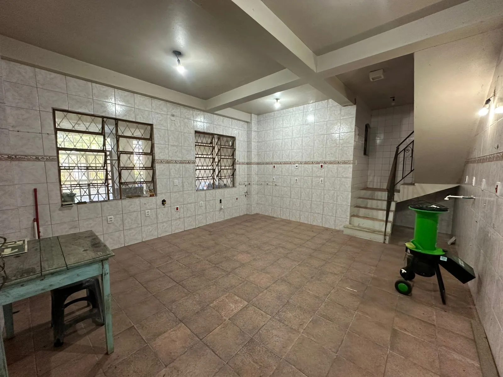 Imagem Casa à Venda no Bairro Cascata - 3 Dormitórios, Suíte, Piscina e Área de Lazer