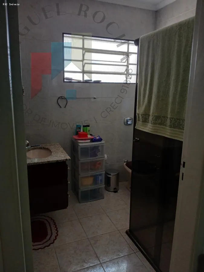 Imagem Sobrado para alugar no bairro Vila Pires em Santo André/SP