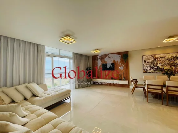 Imagem Apartamento 03 dormitórios todo reformado no Gonzaga próximo da praia por R$2.500.000,00