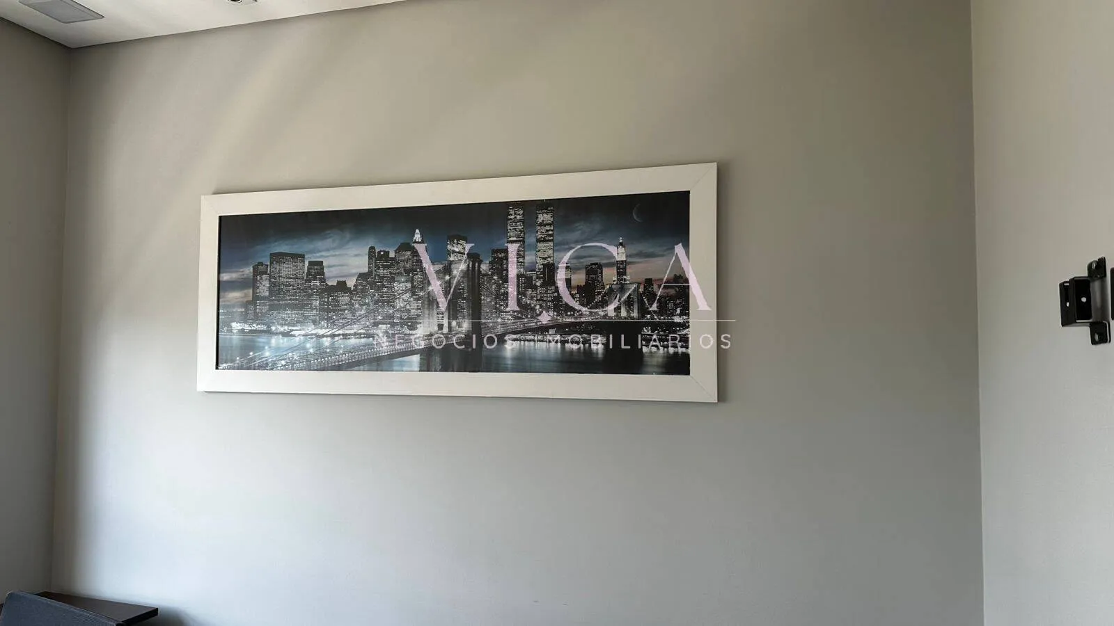 Imagem Sala mobiliada 61m² para venda por R$ 620.000,00 - Alphaville/SP