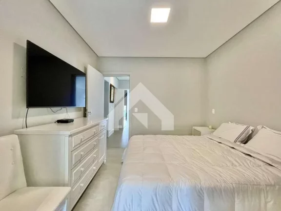 Imagem Casa de Condomínio em Granja Viana - Carapicuíba