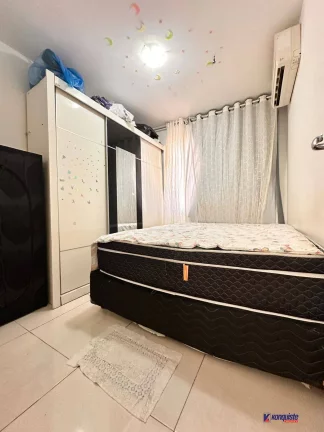 Imagem VENDO CASA DE 3/4 NO CONDOMINIO - SIM