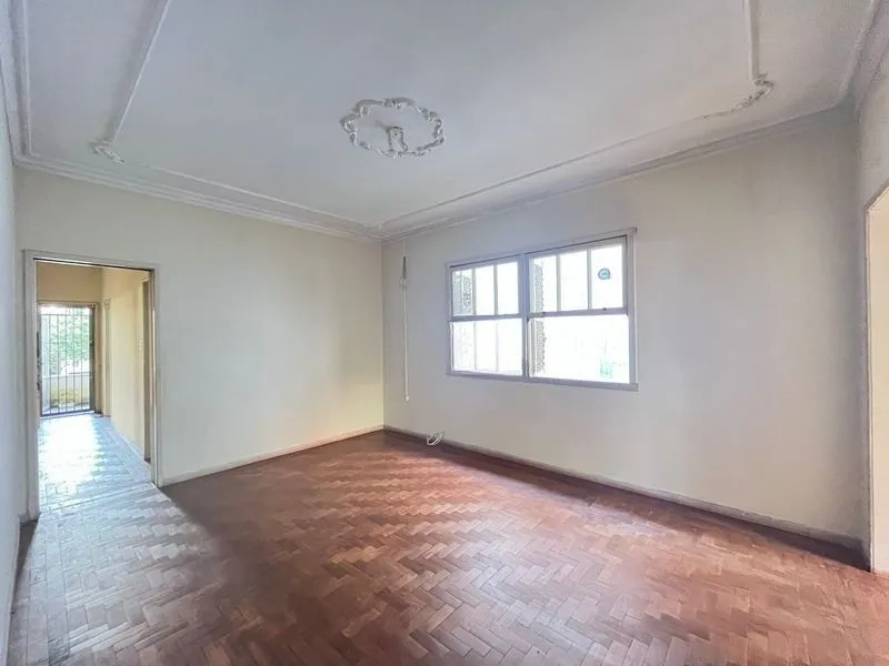 Imagem Casa 4 dormitórios no bairro Rio Branco em Porto Alegre para Alugar