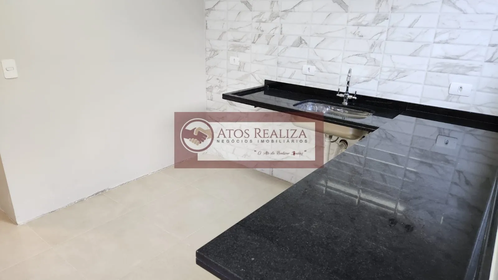 Imagem Sobrado em Vila São Pedro, SP - 110m², 3 dormitórios e 1 suíte por R$ 695.000 - Venda