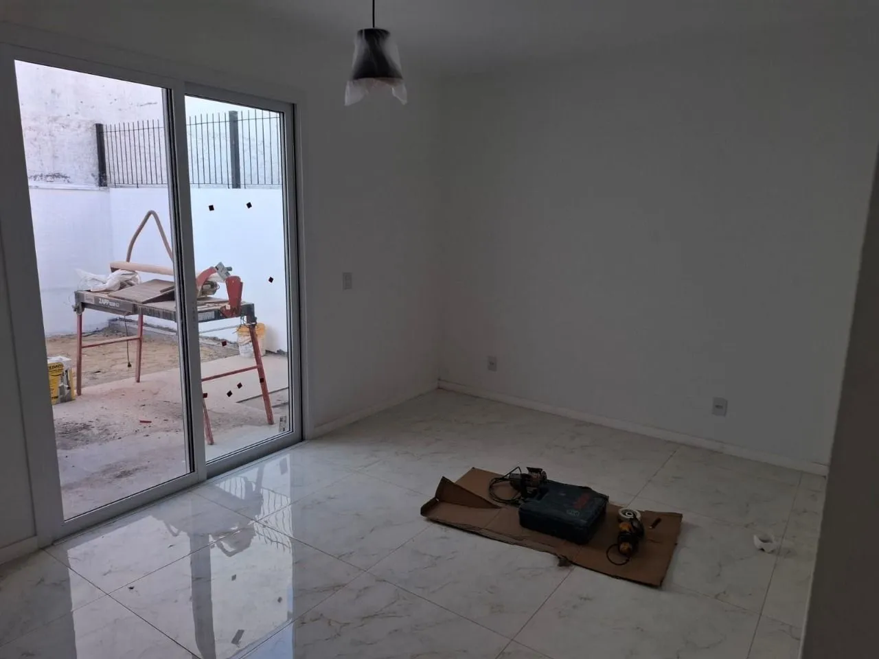 Imagem Casa a venda Zona Sul de Porto Alegre. Bairro Aberta dos Morros