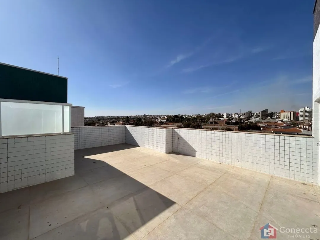 Imagem Cobertura com 3 dormitórios à venda, 105 m² por R$ 1.100.000,00 - Sobradinho - Patos de Minas/MG