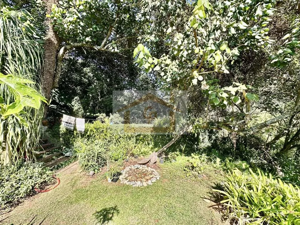 Imagem Vila Velha - 3 dorms (1 suíte), final de rua, muito verde!