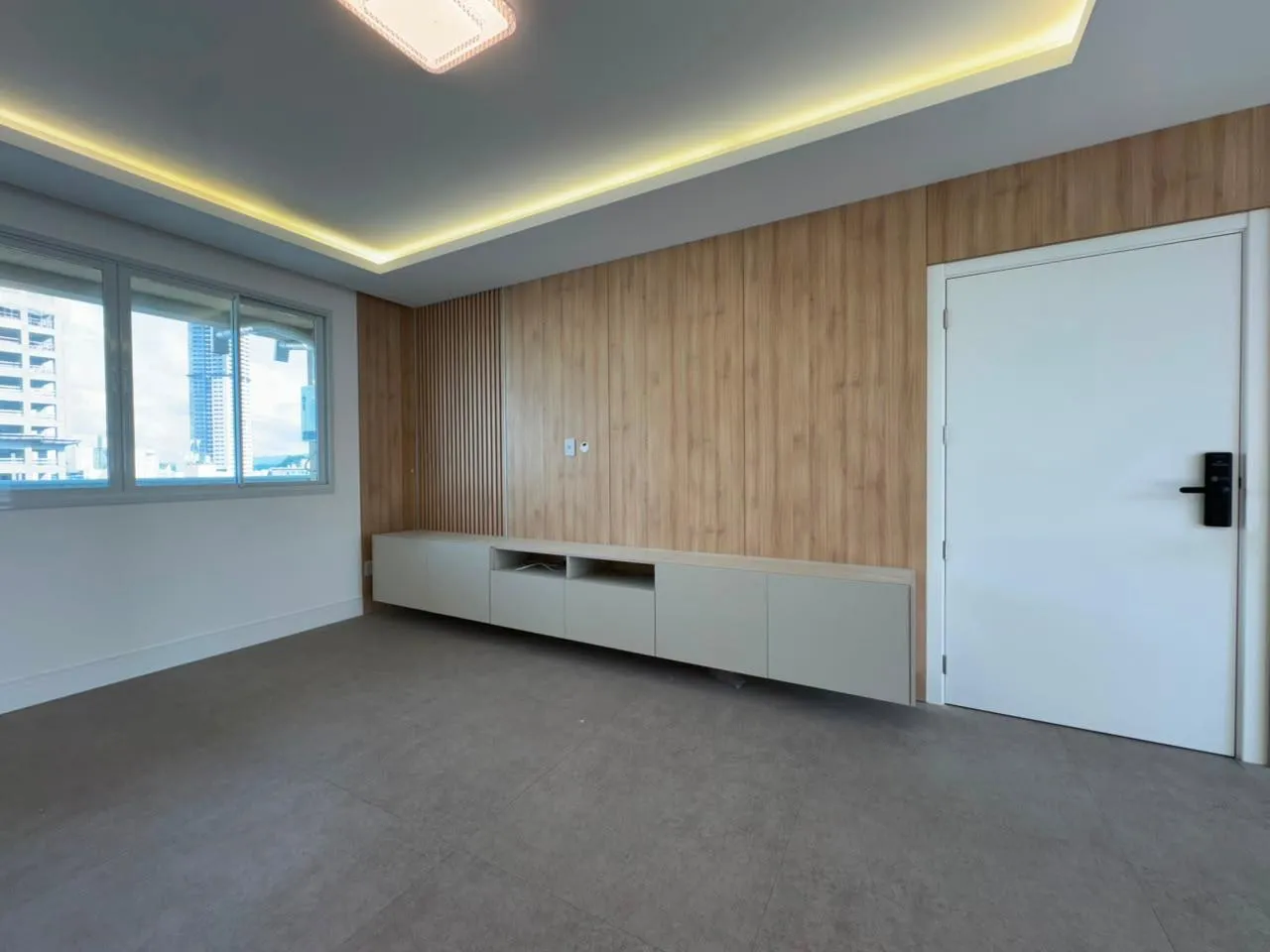 Imagem Apartamento com vista para o mar à venda com 142.65m2 por R$ 3.520.000,00