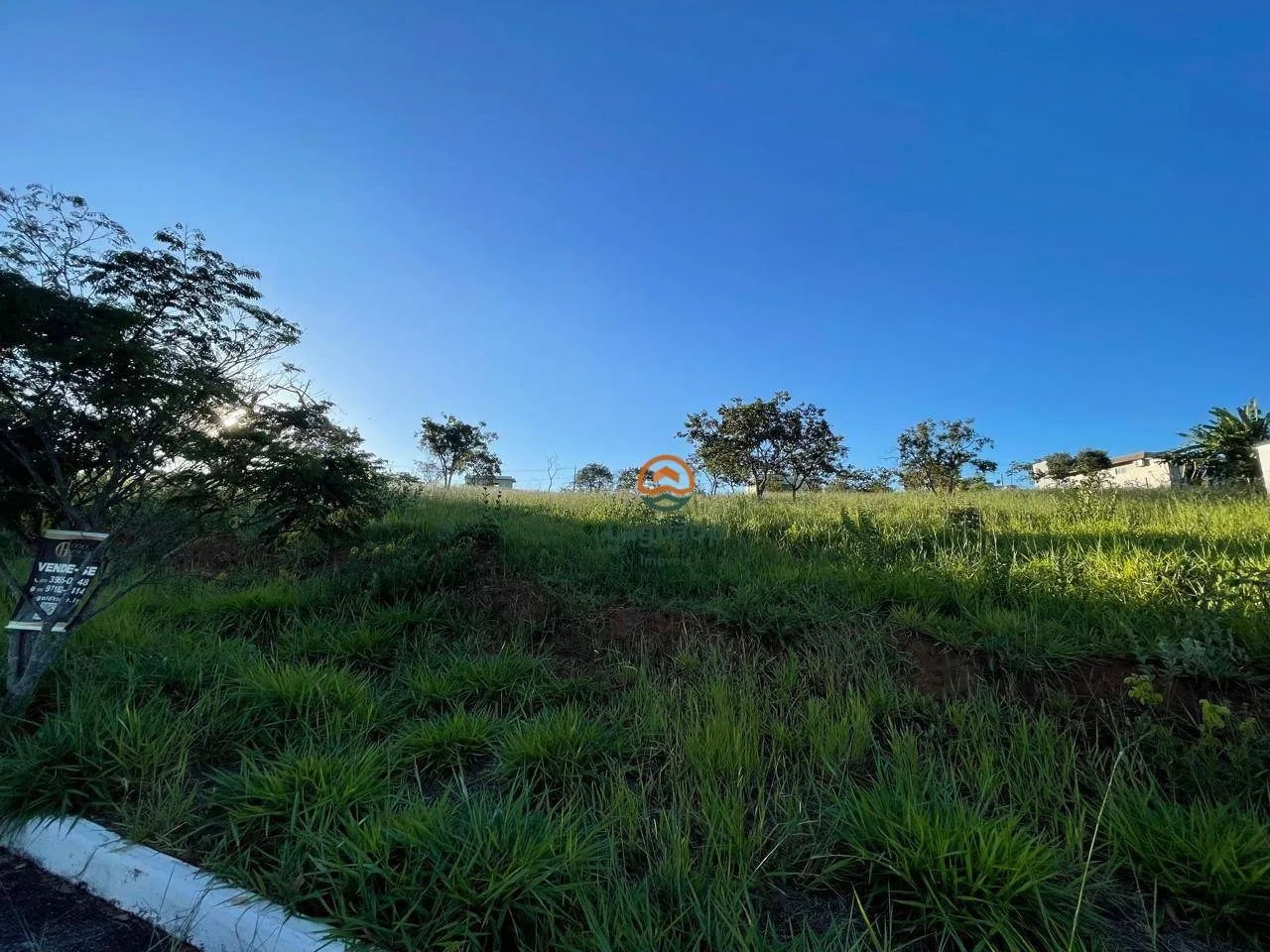 Imagem Terreno à venda, 1000 m² por R$ 390.000,00 - Condomínio Real Garden - Lagoa Santa/MG