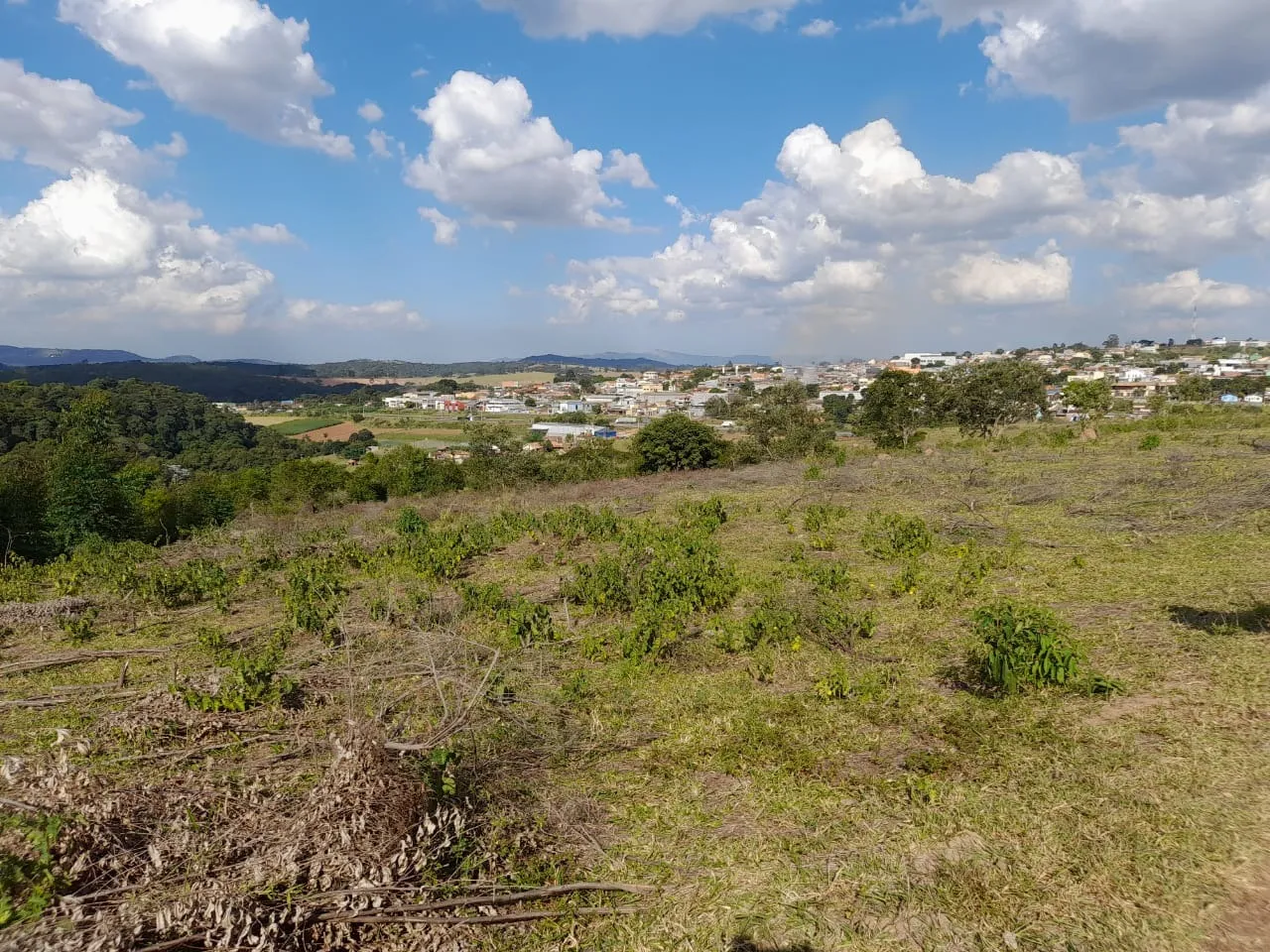 Imagem Oportunidade única: Área comercial de 171.000m² à venda no Centro de Jarinu-SP!