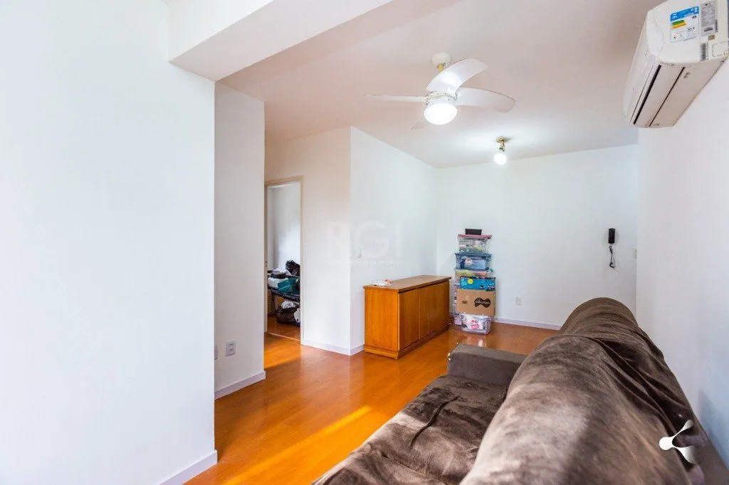 Imagem Apartamento para Venda - 56m², 2 dormitórios, 1 vaga - Glória