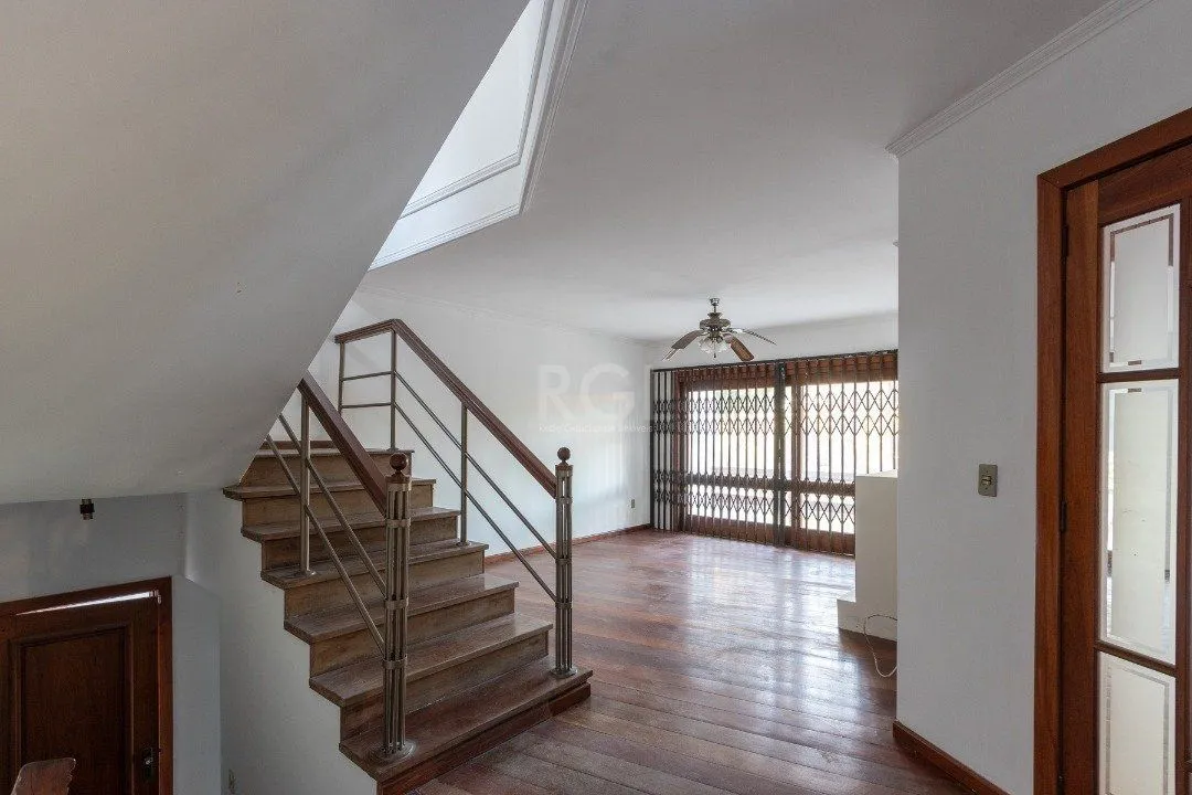 Imagem Casa para Venda - 558.14m², 4 dormitórios, sendo 4 suites, 6 vagas - Jardim Isabel