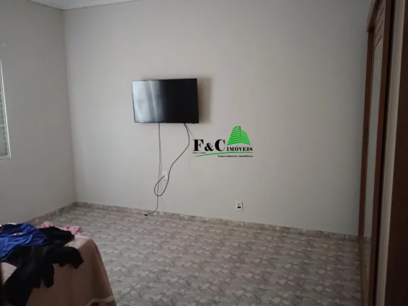 Imagem Chácara para Venda em Limeira, Área Rural de Limeira, 4 dormitórios, 1 suíte, 1 banheiro, 4 vagas