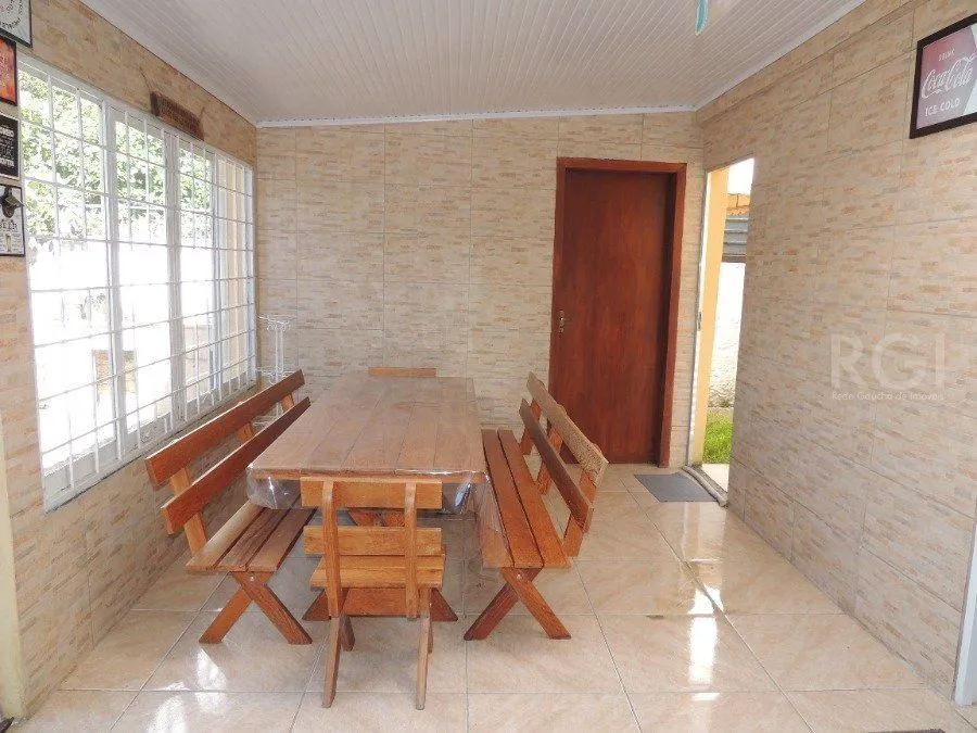 Imagem Sobrado para Venda - 280m², 3 dormitórios, 2 vagas - Alegria