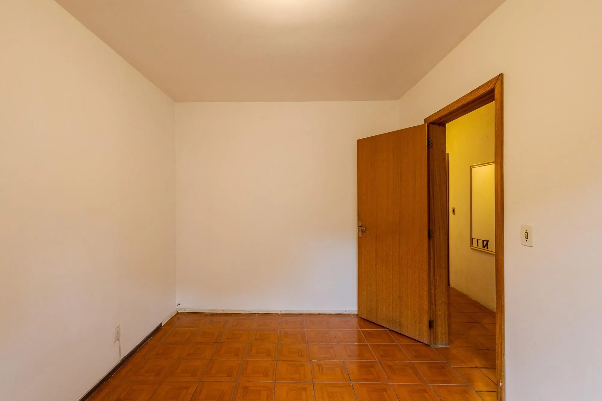 Imagem Casa para Venda - 210m², 4 dormitórios, 2 vagas - Petrópolis