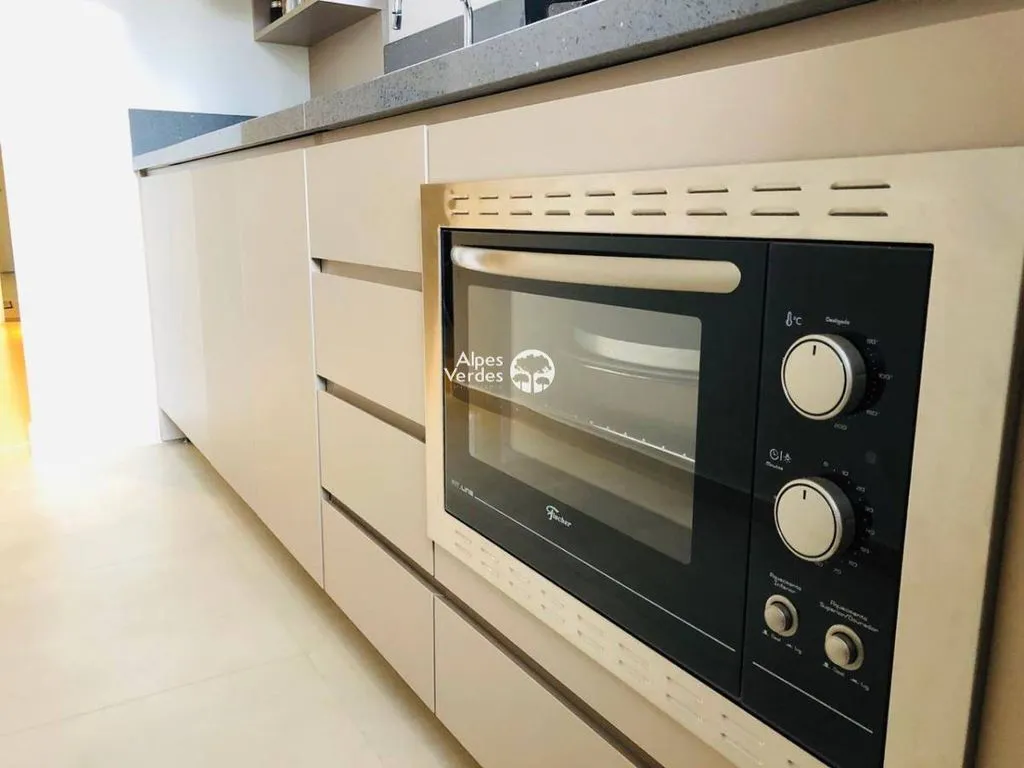 Imagem Vende-se apartamento no centro de Gramado - 1 Quartos- Valor R$880.000,00