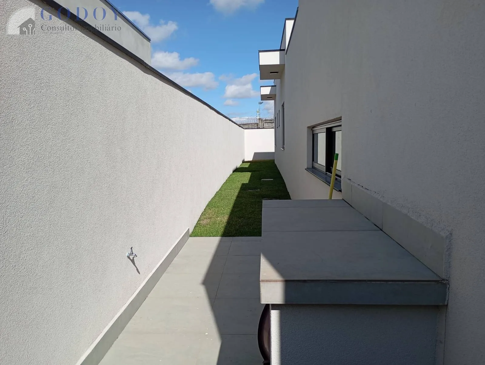 Imagem Exclusiva Casa Térrea - Conforto, Sofisticação e Amplo Terreno