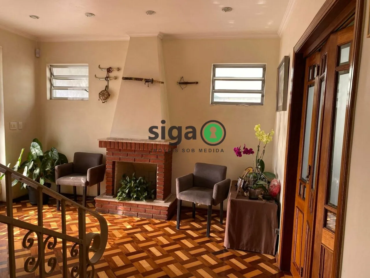 Imagem Sobrado para venda em Planalto Paulista de 216.00m² com 4 Quartos, 4 Suites e 8 Garagens