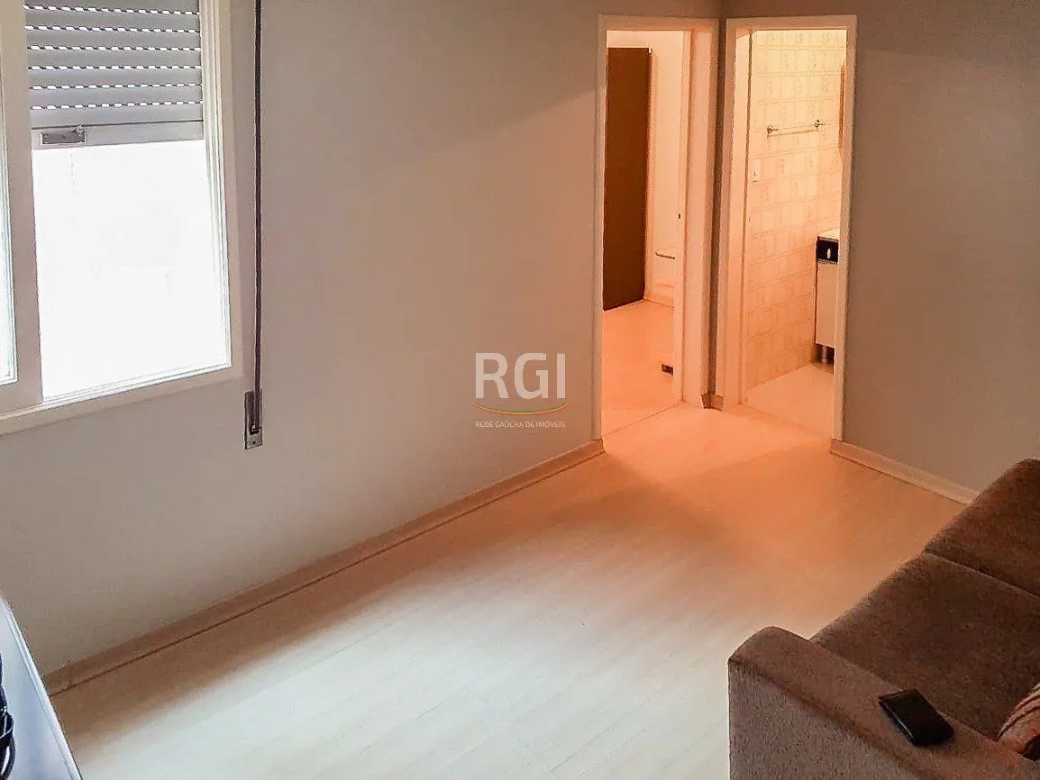 Imagem Apartamento para Venda - 42m², 1 dormitório, 1 vaga - Cidade Baixa