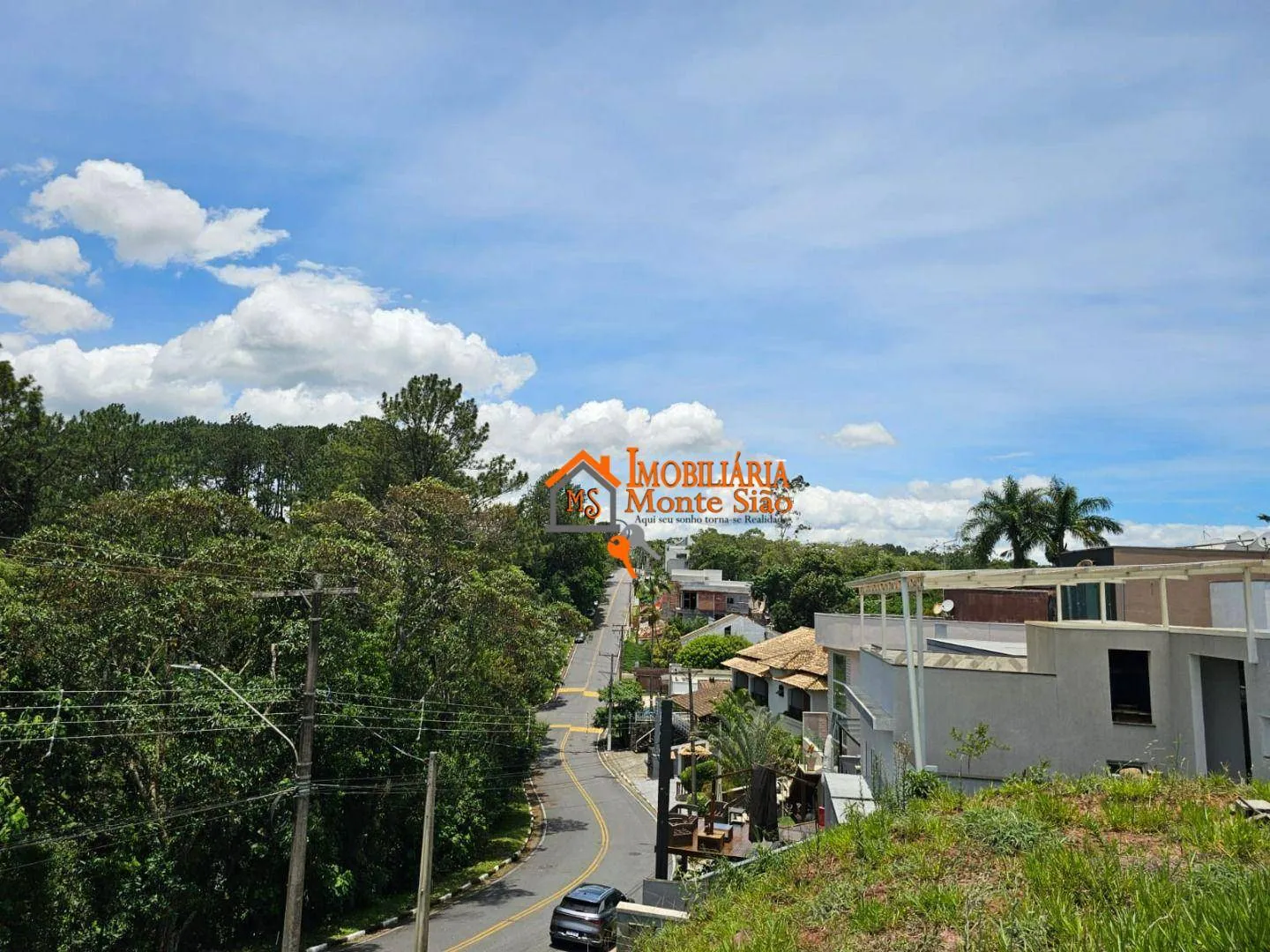 Imagem Terreno à venda, 367 m² por R$ 1.468.000,00 - Caputera - Arujá/SP