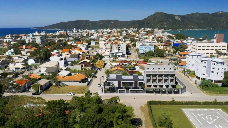 Imagem Reserva do Arvoredo Sobrado 2 suítes Praia Canto Grande Bombinhas SC