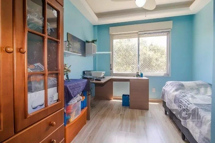 Imagem Apartamento com 2 dormitórios reversível para 3, e condomínio com portaria 24h, salão de festas, quadra e playground. Próximo à Orla e BarraShopping.