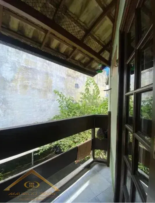 Imagem Casa em Condomínio para Venda em Cabo Frio / RJ no bairro Parque Burle