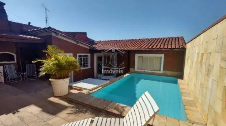 Foto do imóvel CASA À VENDA NO JARDIM MIRANDA, EM FRENTE AO SHOPPING UNIMART. em Vila Manoel Ferreira, Campinas - SP