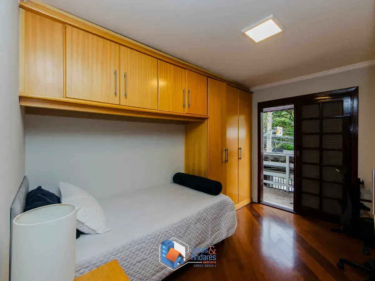 Imagem Casa para venda em Conjunto Residencial Santa Terezinha com 4 quartos, sendo 1 suíte, 192m²