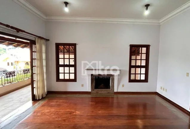 Imagem Casa com 4 dormitórios à venda, 450 m² por R$ 2.400.000,00 - Pinheirinho - Itajubá/MG