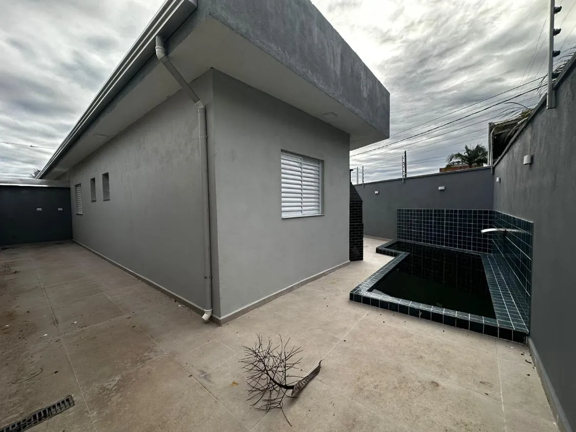 Imagem INCRIVEL CASA COM PISCINA A VENDA NA NOVA ITANHAÉM