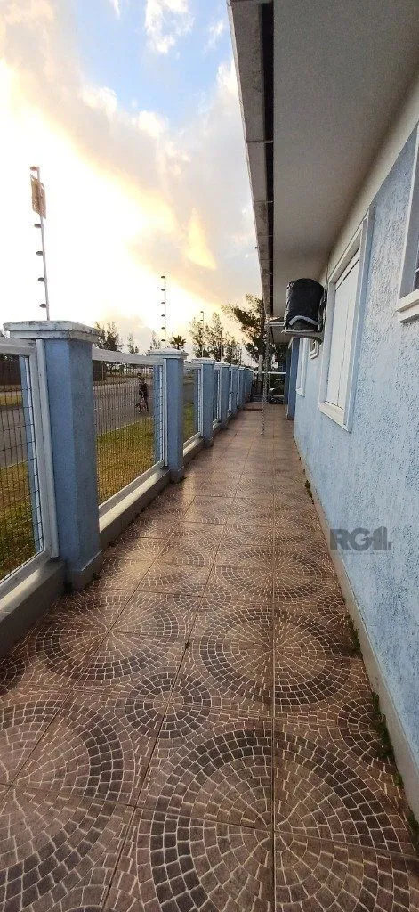 Imagem Ótima casa com 4 dormitórios na Praia de Atlântida Sul (Osório-RS)