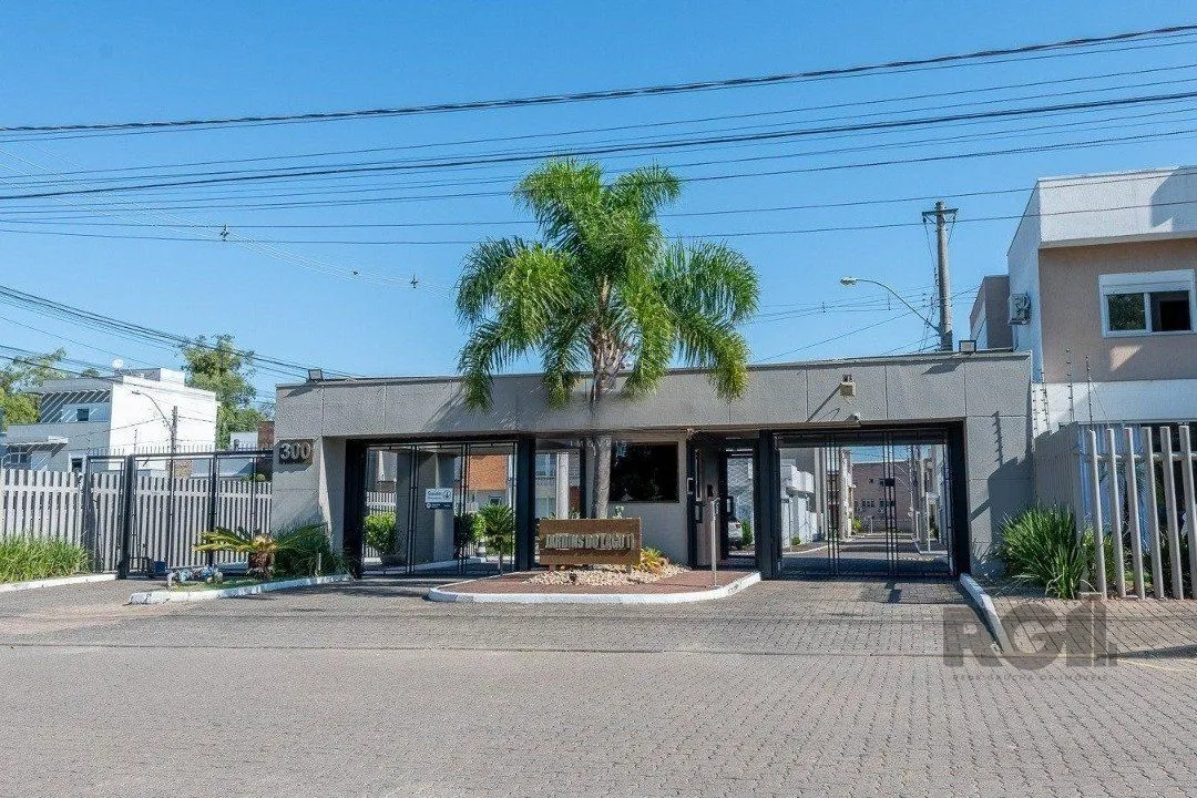Imagem Casa em condominio com excelente padrão construtivo, possui 3 dormitórios, sendo 1 suíte máster com closet e sacada
