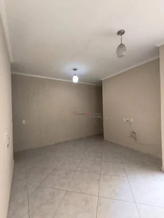 Imagem Casa com 3 dormitórios à venda, 145 m² por R$ 590.000,00 - Vila Cassaro - Itatiba/SP