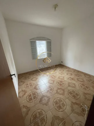 Imagem Casa Sobrado, 3 dormitórios ( 1 suíte), 2 vagas, 316m², Jardim Veneza, Sjc.