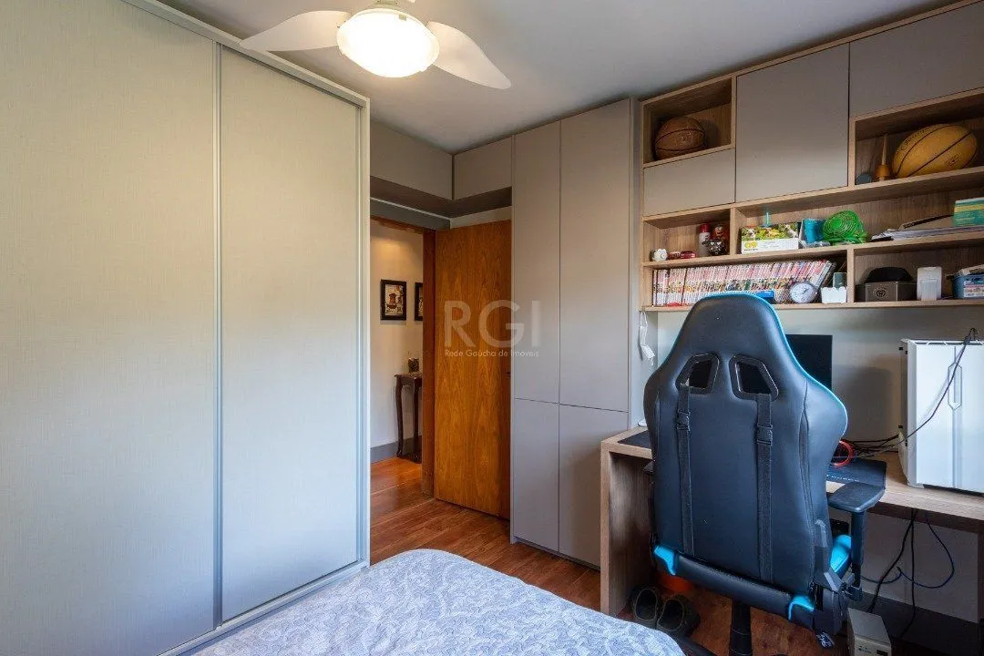 Imagem Cobertura para Venda - 234.17m², 3 dormitórios, sendo 1 suites, 2 vagas - Cristal