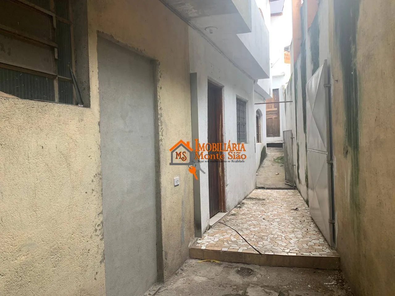 Imagem Sobrado com 4 dormitórios à venda, 200 m² por R$ 400.000,00 - Jardim Paraíso - Guarulhos/SP