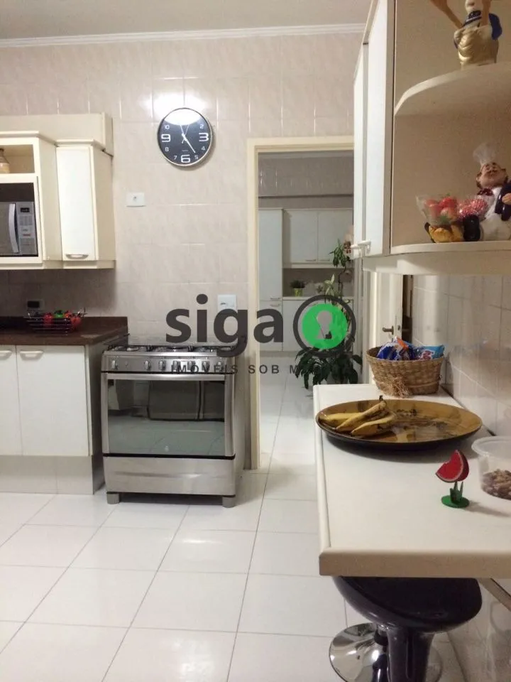 Imagem Apartamento com 240m², 4 suítes, 4 vagas, Vila Andrade -